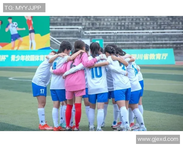 女足球星健康体态展现力量与美感彰显运动女性独特魅力 女足球星健康体态展现力量与美感彰显运动女性独特魅力